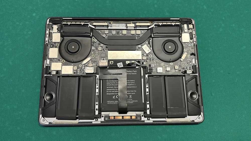 apple macbook pro - купити запчастини для ноутбуків - Ціна на OLX.ua