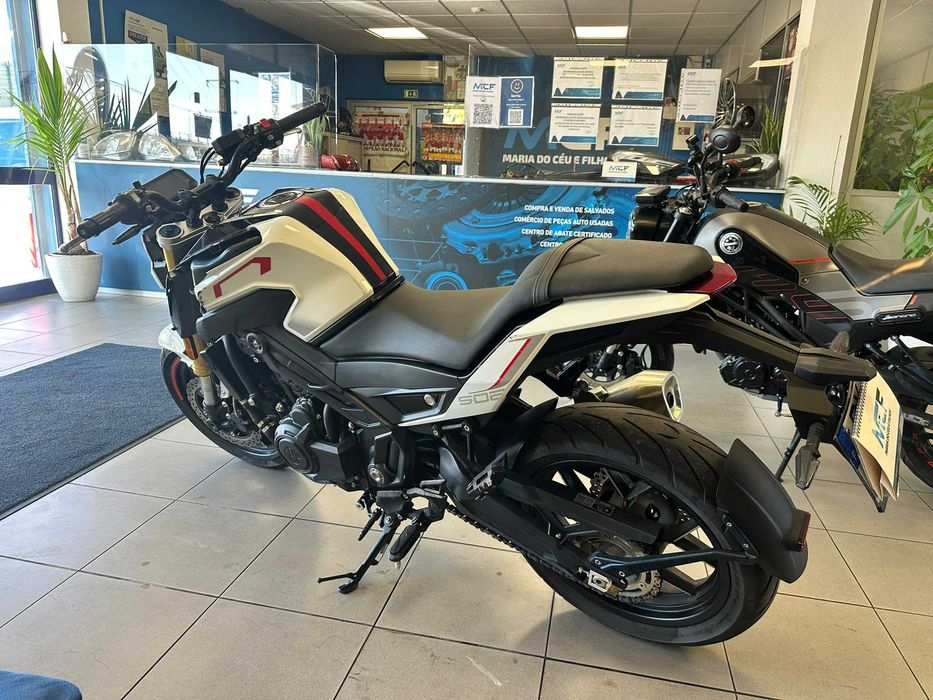 Morbidelli M502N de 2025 Salvado