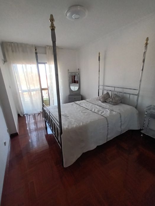 Arrenda Quartos Casal Cotão