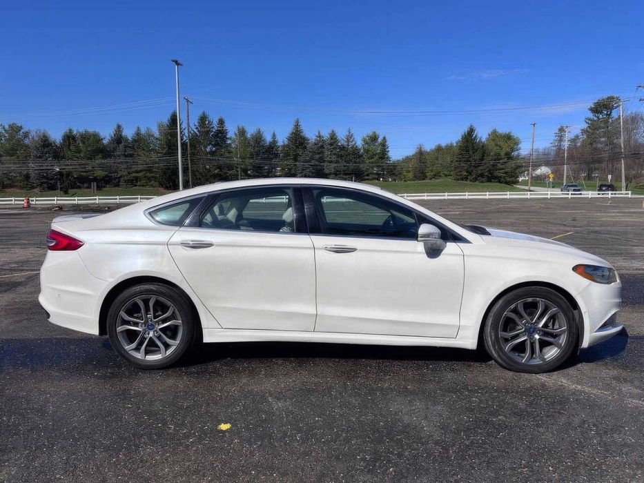 Ford Fusion      2018
