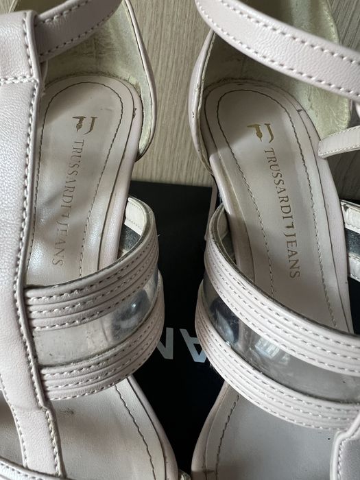 Sandały na obcasach Trussardi