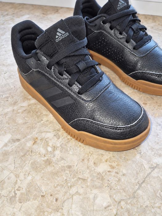 Дитячі кросівки Adidas p.35, 21.5см