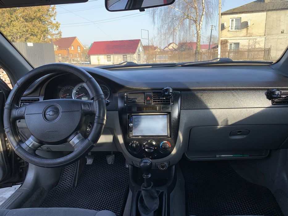 Продам Шевроле Лачетті