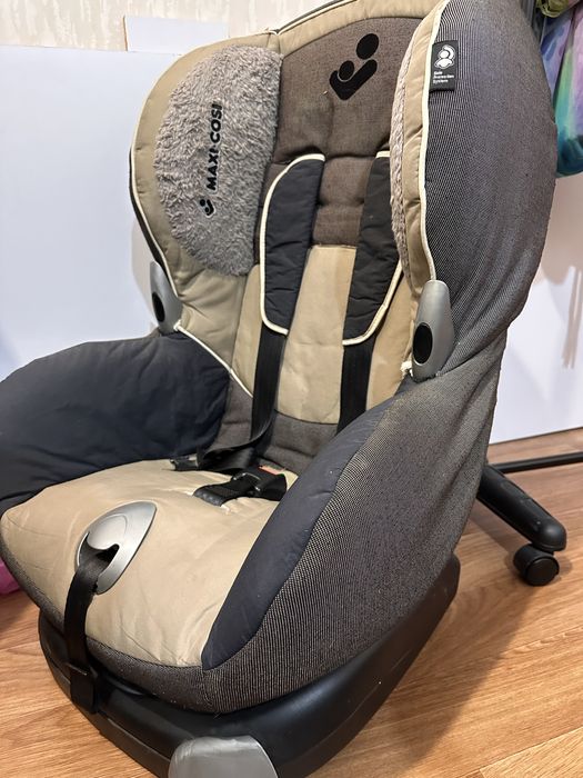 Автокресло 9-18 кг maxi cosi