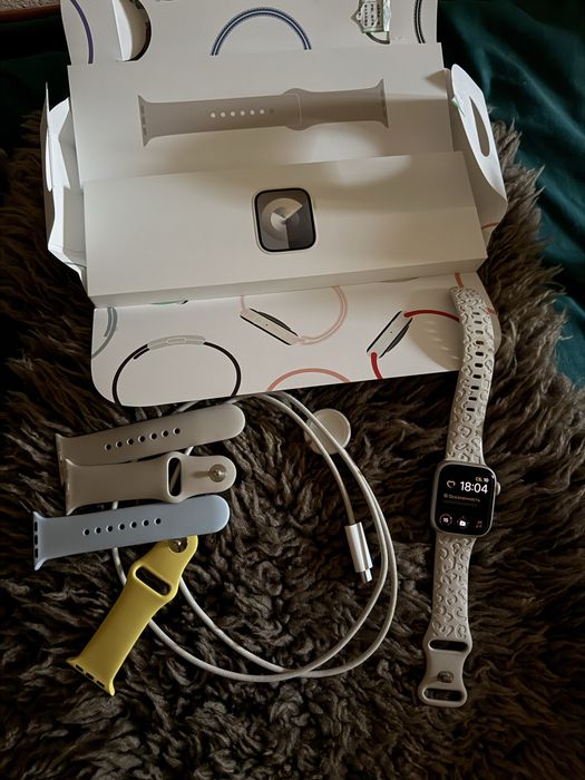Apple Watch Series 9 GPS 41mm Starlight (MR8T3)