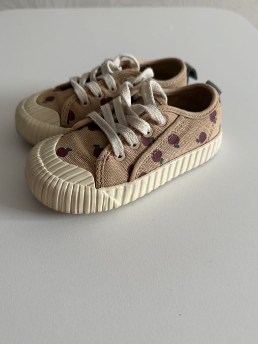 Дитячі кеди Zara