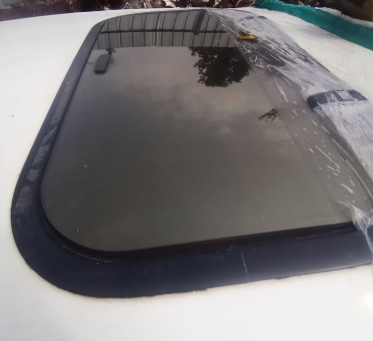 Люк 2108 б/у стоїть на авто,також є інші запчастини ВАЗ 2108