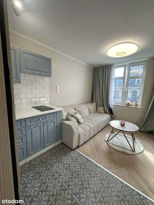 Apartament w Zabytkowej Części Kłodzka z Widokiem Na Ratusz