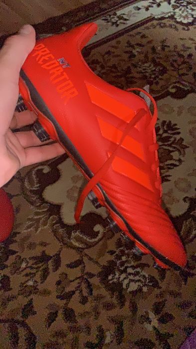 Sell: Футбольні бутси Adidas Predator