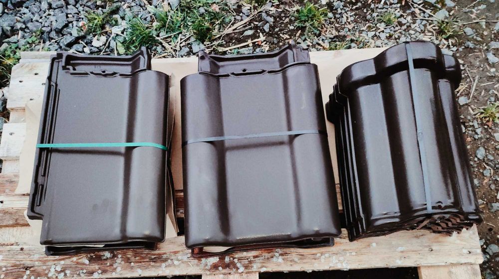 Dachówki skrajne Roben Piemont kolor Brąz połysk !