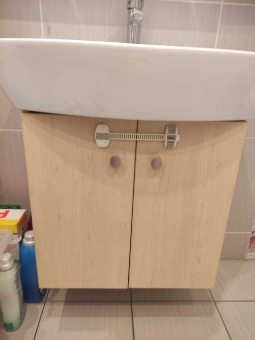 Szafka łazienkowa stojąca