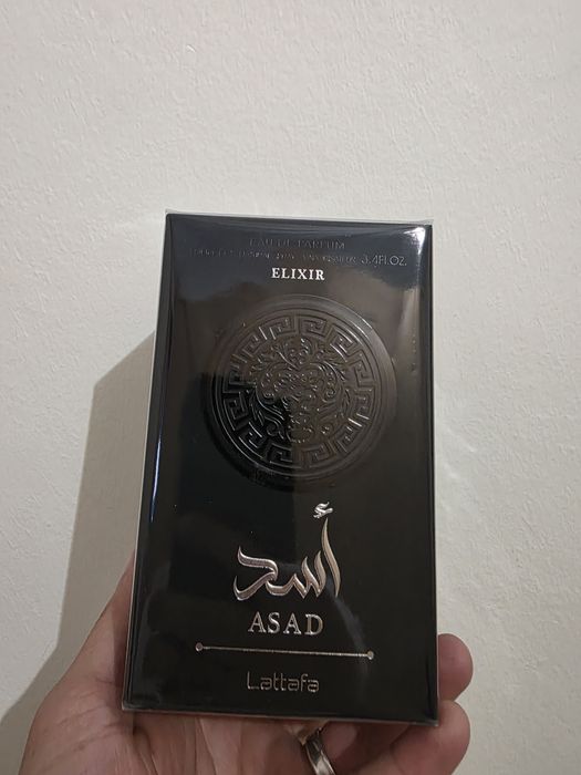 Perfume Asad Asad Elixir Latafa 100ML ( Novo selado Original)

Perfume masculino de alta fixação e excelente projeção, com perfil olfativo intenso e s
