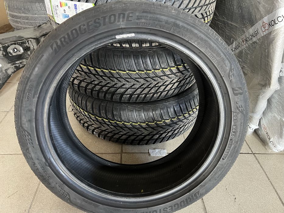 215 45 18 Bridgestone turanza t005