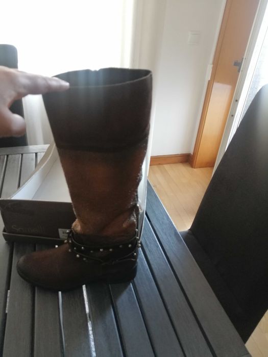 Botas Pele-Por estrear