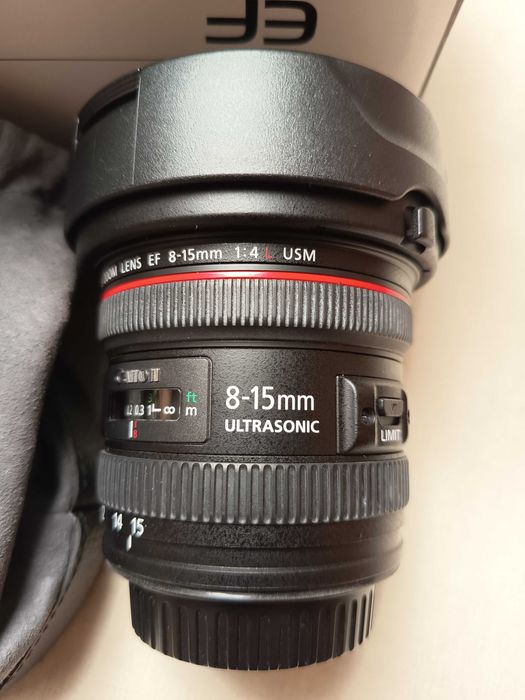 Canon EF 8-15 f/4 L Fisheye USM