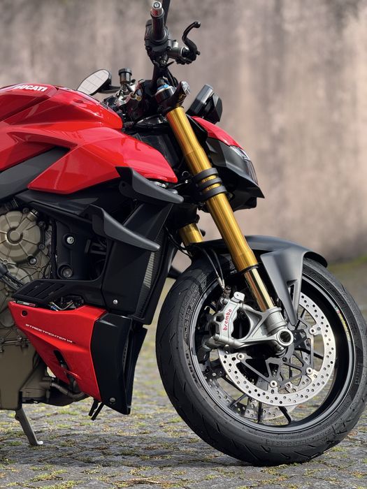 Ducati Streetfighter V4S