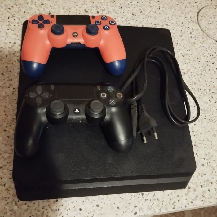 PS4 Slim 1TB + 500мб