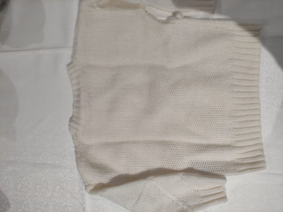 Malha branca de menina