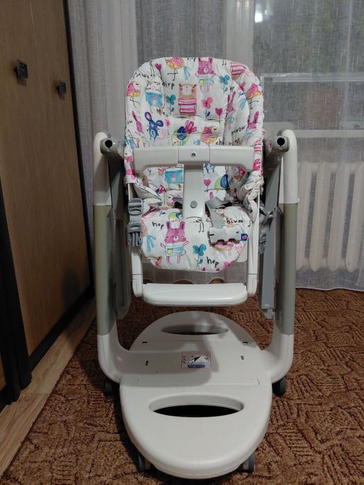 Стілець для годування Peg-Perego Tatamia Follow Me