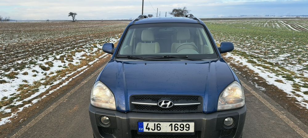 Туксон 2010рік,4×4, 103kw, 6 -ступка.