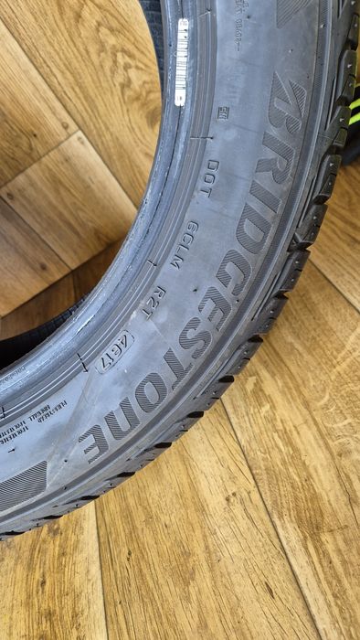 215/55/17 Bridgestone Para Lato 6mm 17r stan bdb