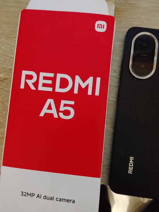 Redmi A5 semi novo com dois meses de uso apenas