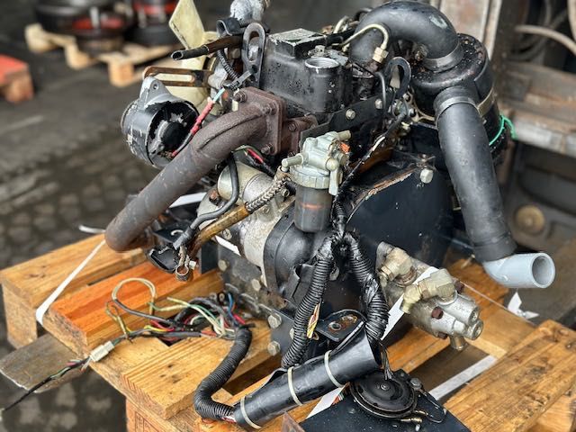 YANMAR 2TN66L silnik 2 cylindry do minikoparki do remontu