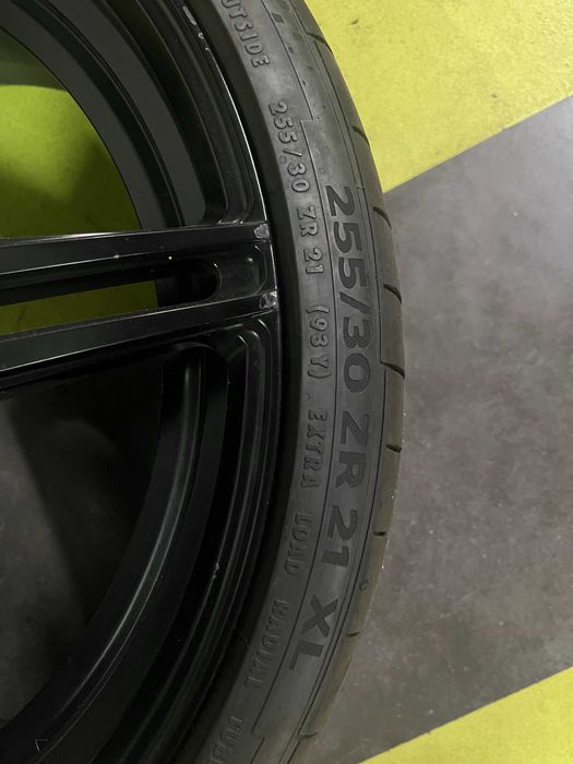 Jantes pretas aluminio ADV1 SL serie MV2 - 2 unid 21``e 2 unid. 22"" com pneus - carros superdesportivos