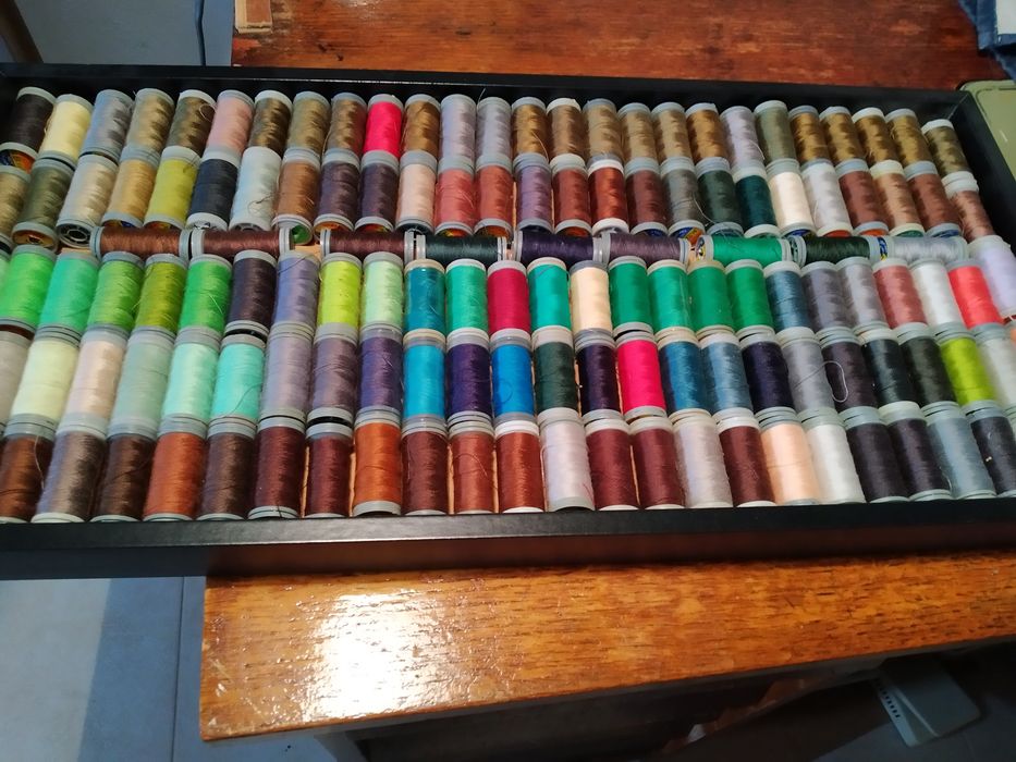 Sortido de carros de linhas