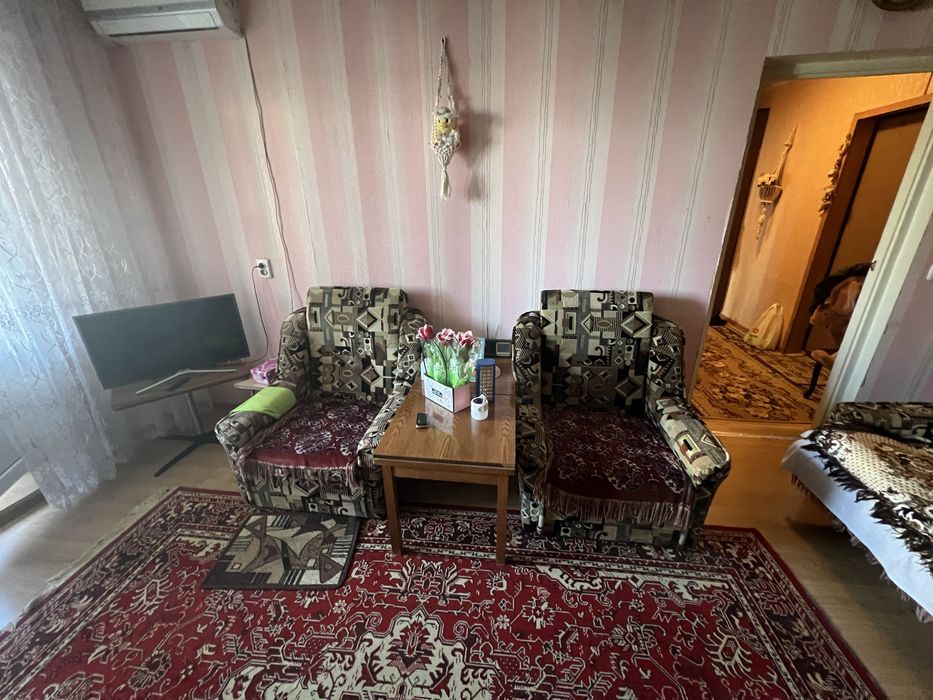 Сдаётся 1к кв Киеве 1500 грн