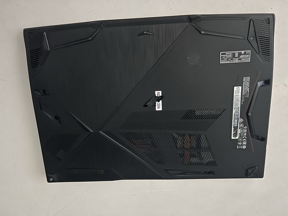 Laptop MSI gf63 rtx 3050 i5 11th 16gb ram