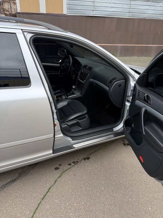 Shkoda Oktavia WRS 2L TSI