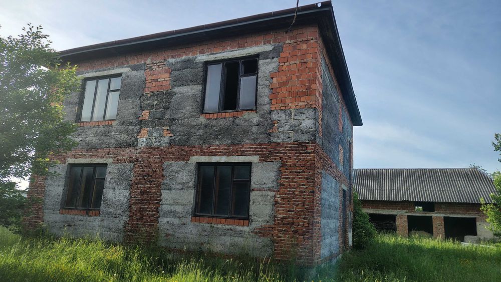 Будинок і ділянка,
