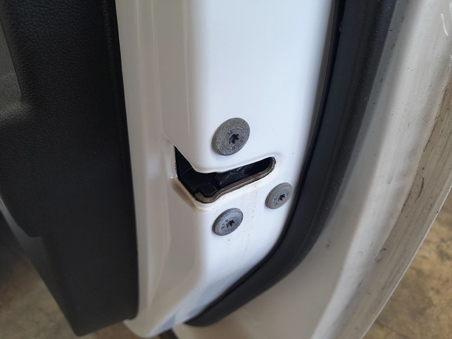 Fechadura / fecho porta frente direito RENAULT Captur II