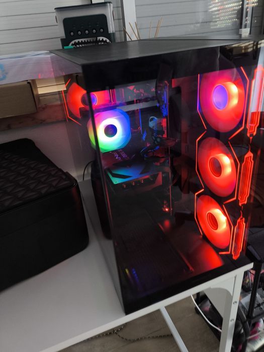 Computador Gaming AM5 | RTX 5060 Ti | Ryzen 7 8700F | 16GB DDR5 (Garantias)