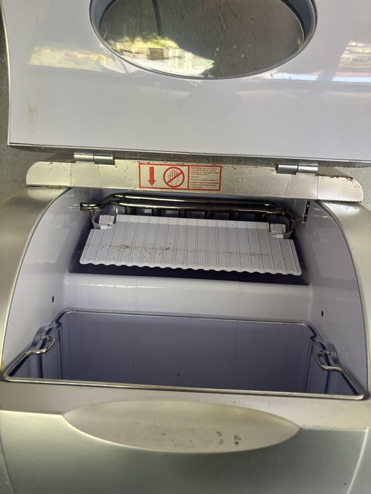 Maquina de gelo UDIFRI