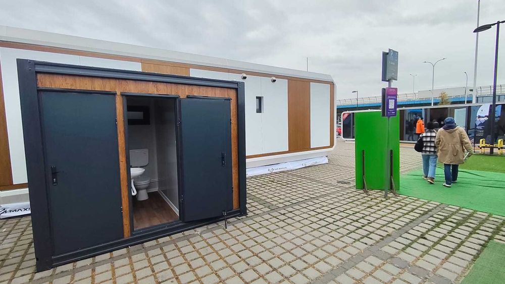 Kontener sanitarny 3x damski-męski-prysznic 2,4x3m nowy 7,2m²