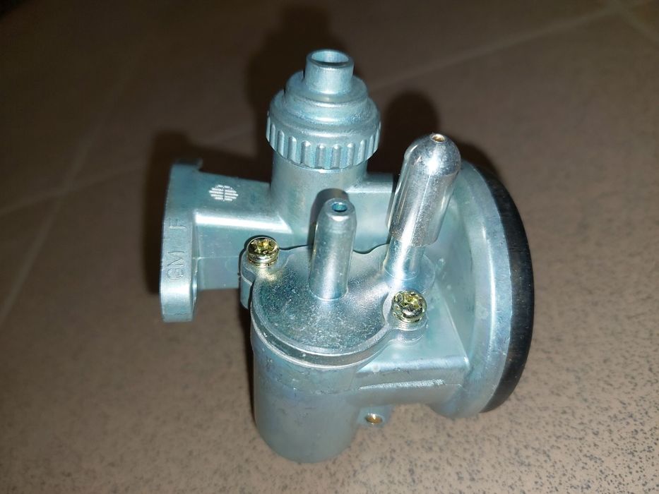 Nowy gaznik silnika romet motorynka komar ogar kadet polo pegaz 2375