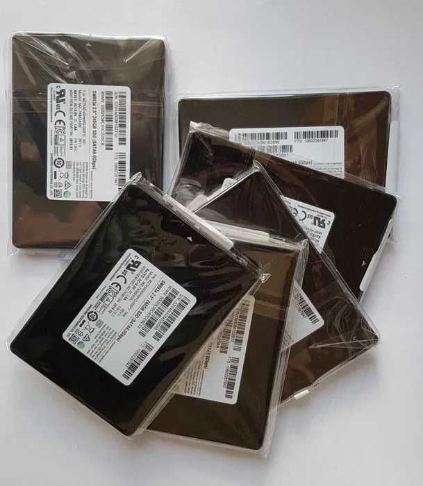 Dysk SSD Intel 960GB-serwerwy,idealny do laptopa, PC, konsoli .Ideał