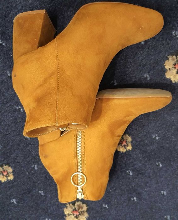 Botki Stradivarius r. 36