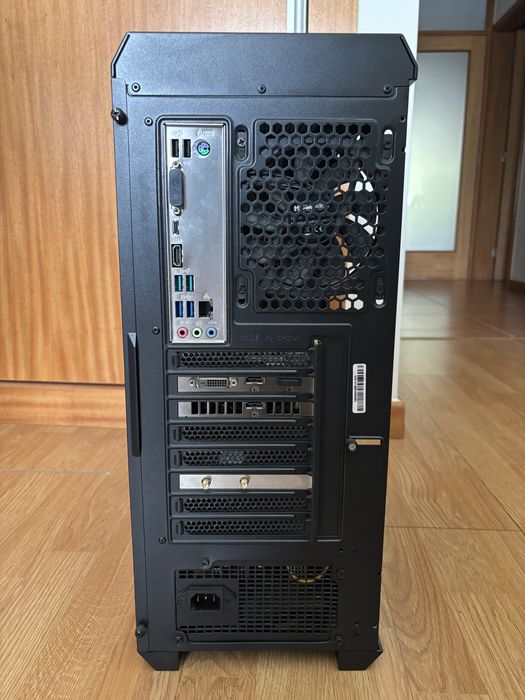 Computador Gaming RTX 2060 / RYZEN 7 / 16GB / Vai com chave Windows
