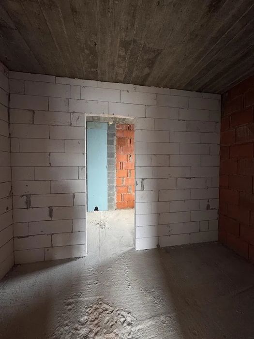 Продається чорновий таунхаус 110м2 | 5 хв від центру | без ремонту