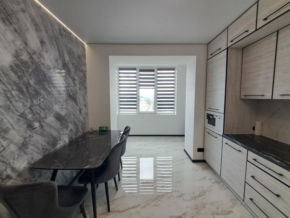 Е-Оселя, 1-к, Б. Хмельницького,57