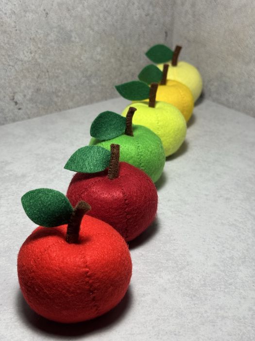 Каптопля з фетру,яблуко з фетру,овочі з фетру,груша з фетру