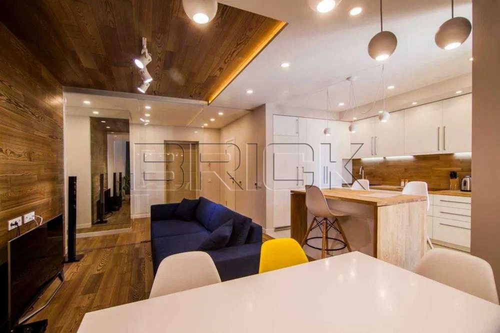 Продажа 2х кімнатної квартири, ЖК Відпочинок Петрицького 13