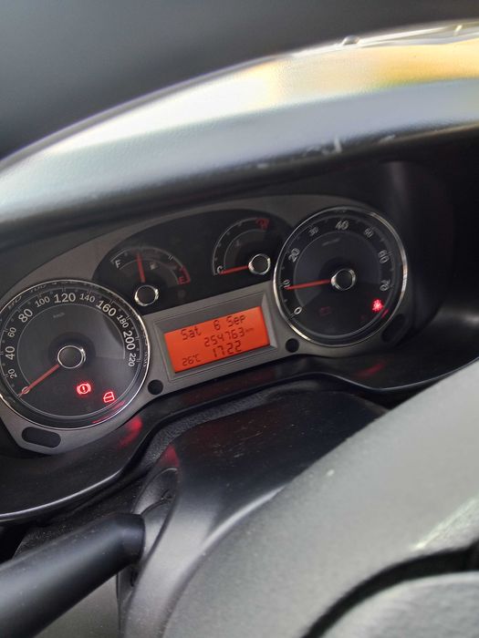 Продам Fiat Linia