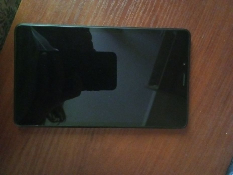 Продам планшет- телефон  Lenovo TB-7305X