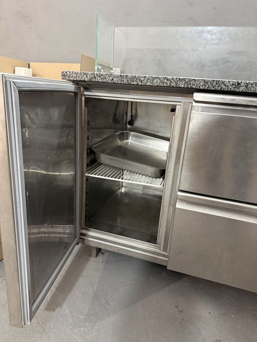 Стіл холодильний для піци/шаурми