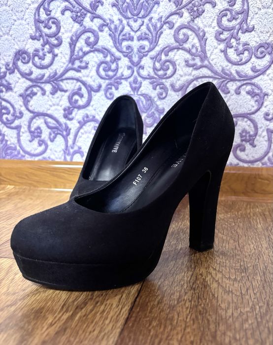 Продам туфлі.