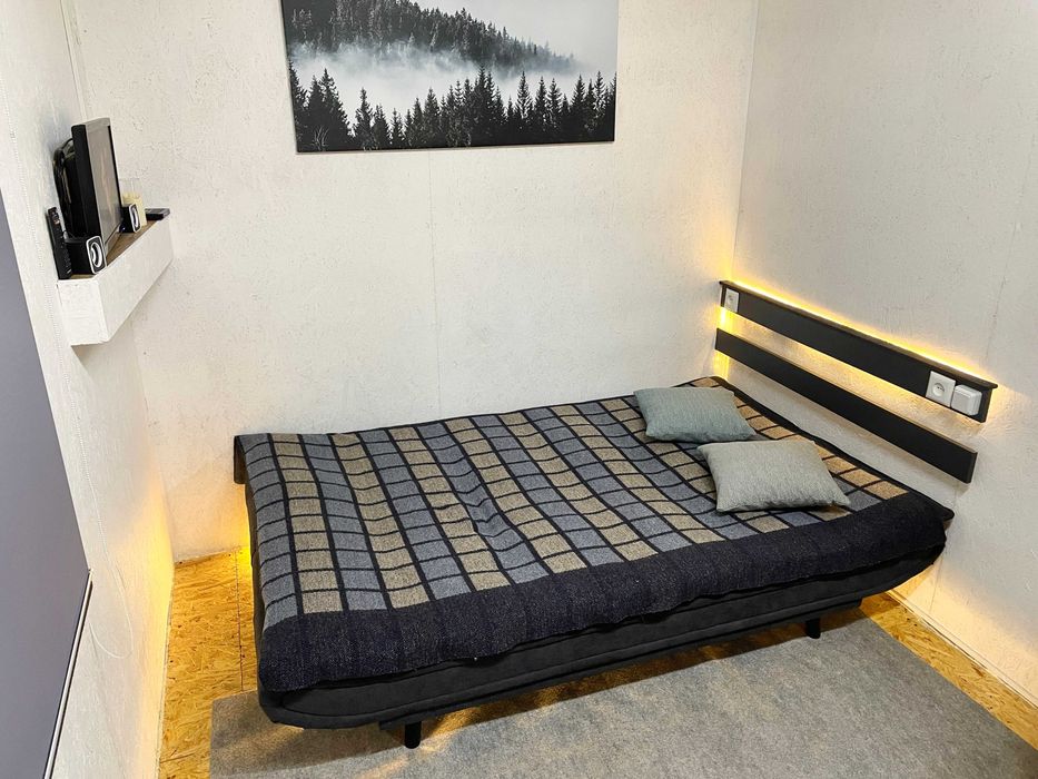 Відпочинок на природі у сучасному міні-будиночку.  Для двох